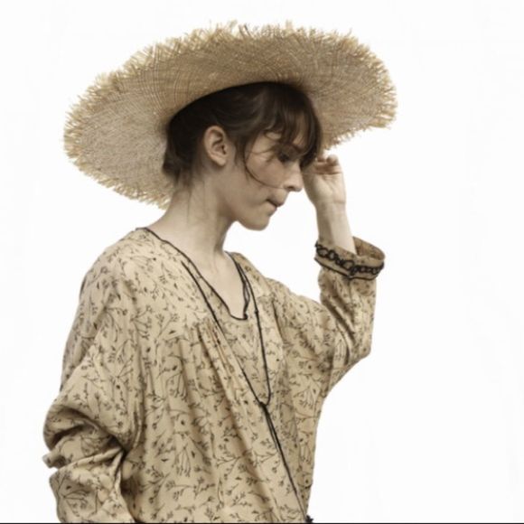 RARE SALE ! 🌴🐚🌴 ⭐️Wyeth oversized wide brim frayed straw hat - Picture 2 of 6